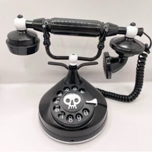 Gemmy Spooky Skull Haunted Halloween
Talking Telephone Victorian Phoneg5